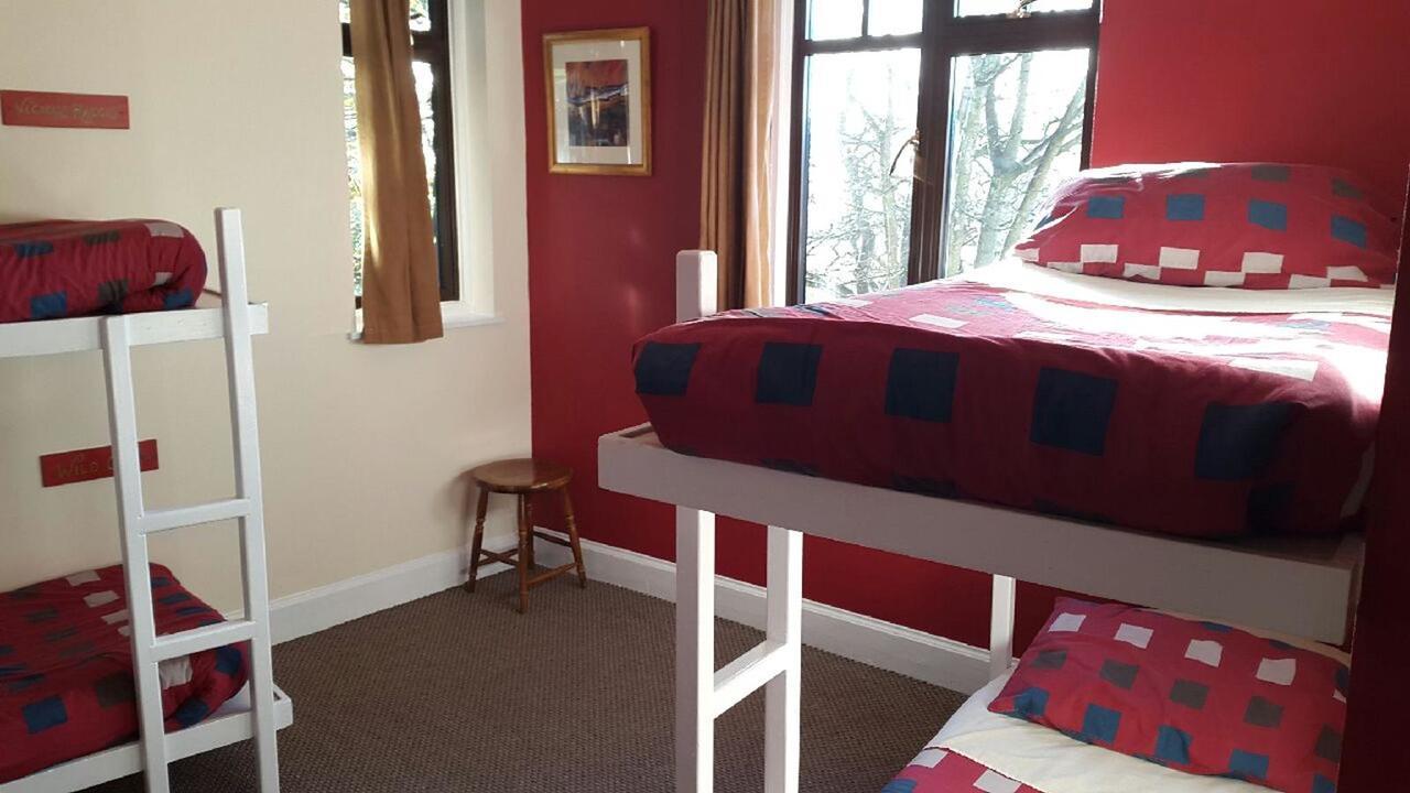 Inverness Student Hotel ภายนอก รูปภาพ