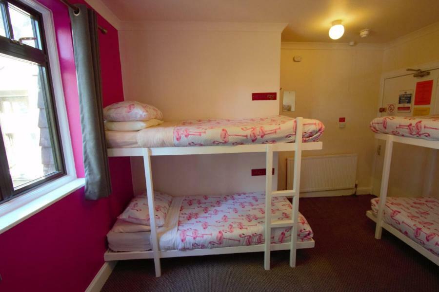 Inverness Student Hotel ภายนอก รูปภาพ