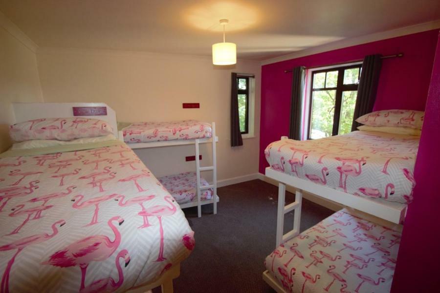 Inverness Student Hotel ภายนอก รูปภาพ